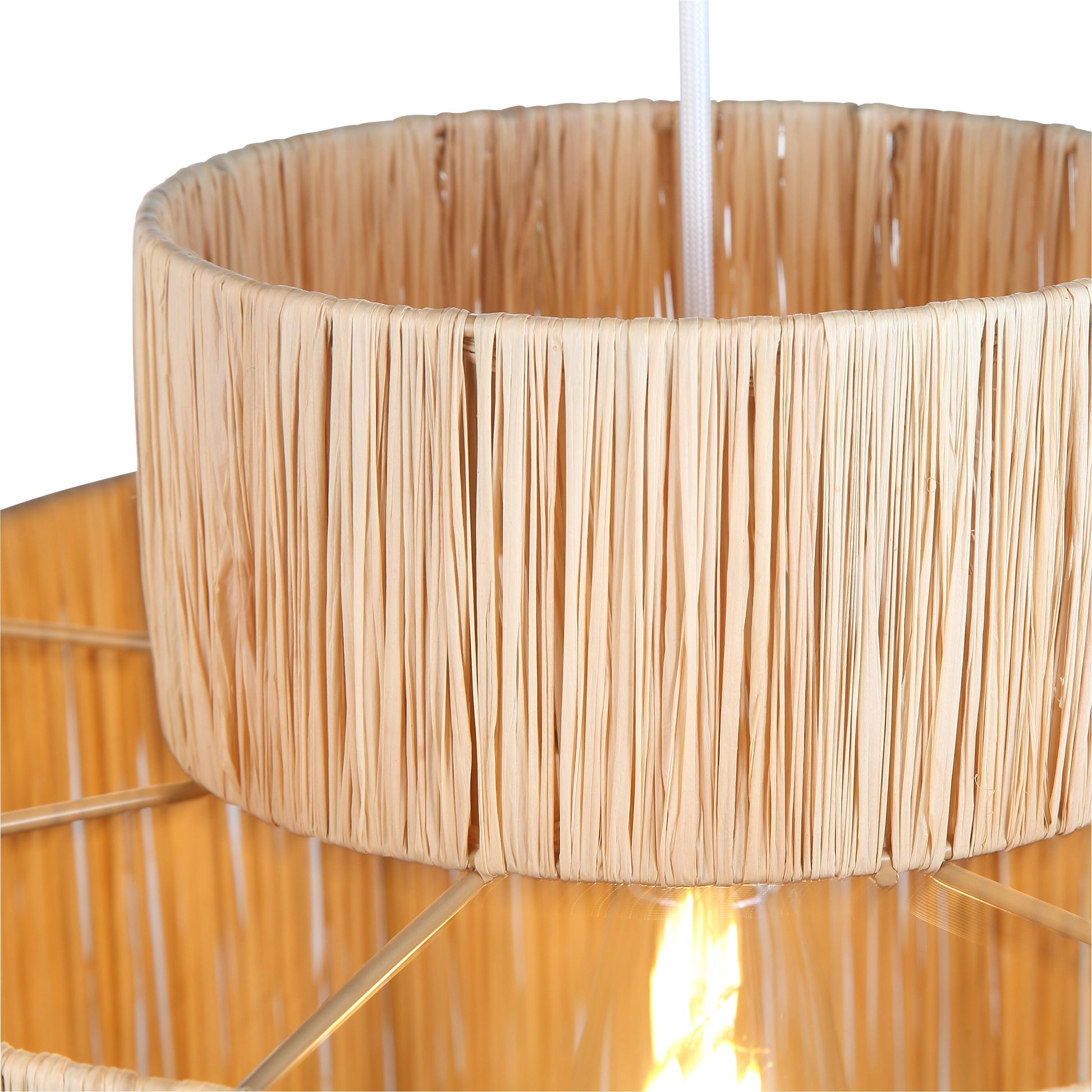 Nærbillede af håndlavet raffia lampeskærm top